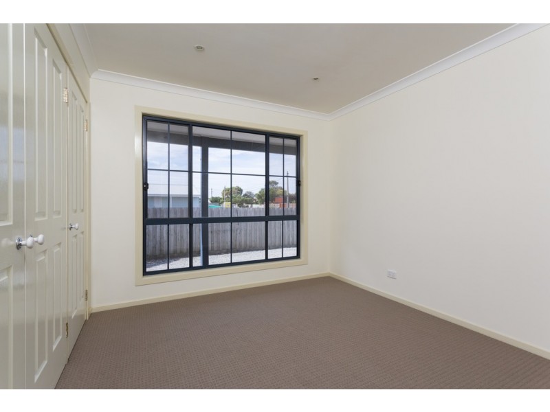 16 Tampa Road, Cape Woolamai VIC 3925