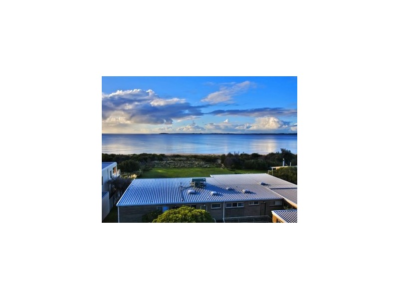 2/105-107 Silverleaves Avenue, Silverleaves VIC 3922