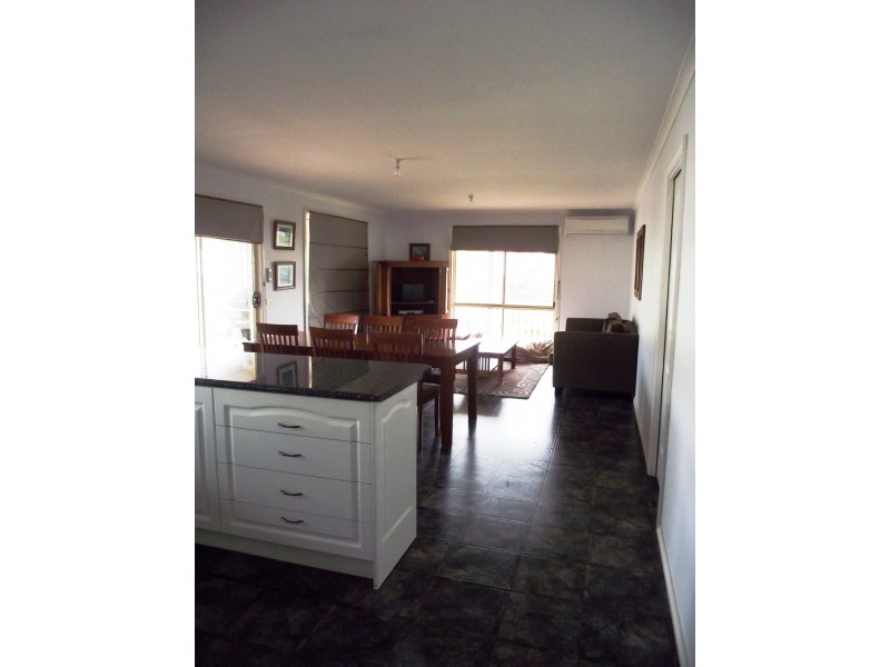 28 Pinedale Avenue, Cape Woolamai VIC 3925