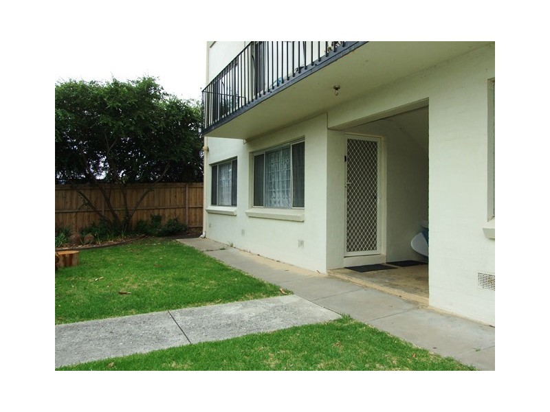 1/9 Warley Avenue, Cowes VIC 3922
