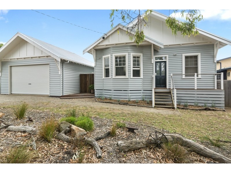 6 St Andrews Drive, Ventnor VIC 3922