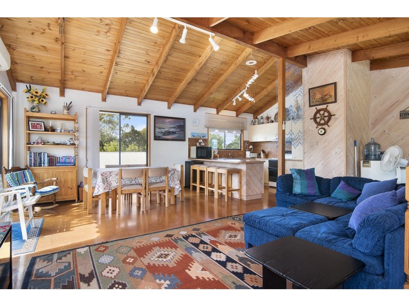 219 Church Street, Cowes VIC 3922