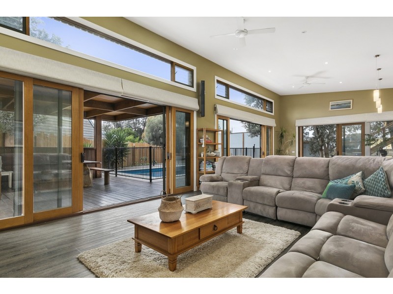 1 Tahiti Court, Cape Woolamai VIC 3925