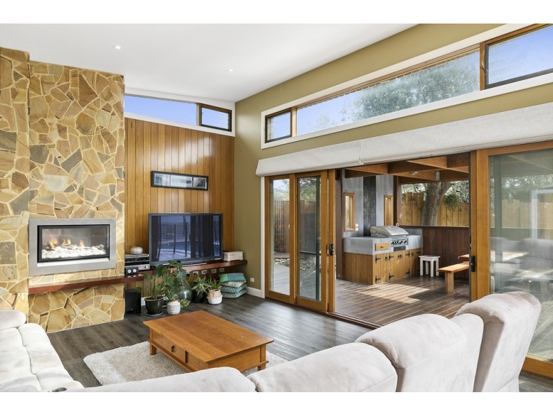 1 Tahiti Court, Cape Woolamai VIC 3925