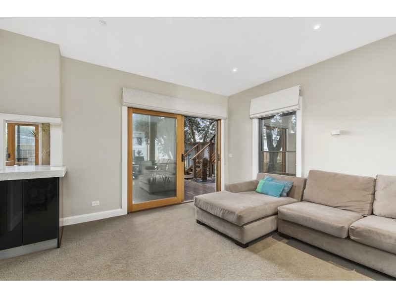 1 Tahiti Court, Cape Woolamai VIC 3925