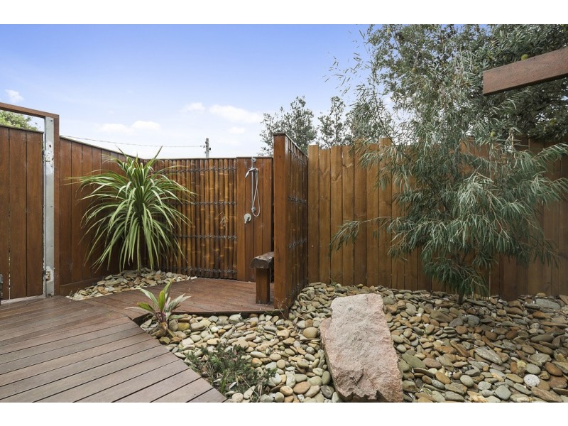 1 Tahiti Court, Cape Woolamai VIC 3925