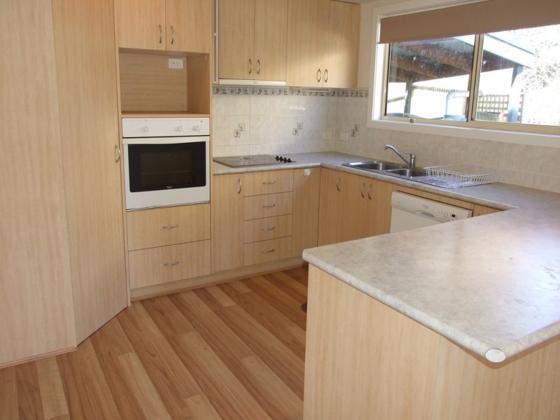 115 Scenic Drive, Cowes VIC 3922