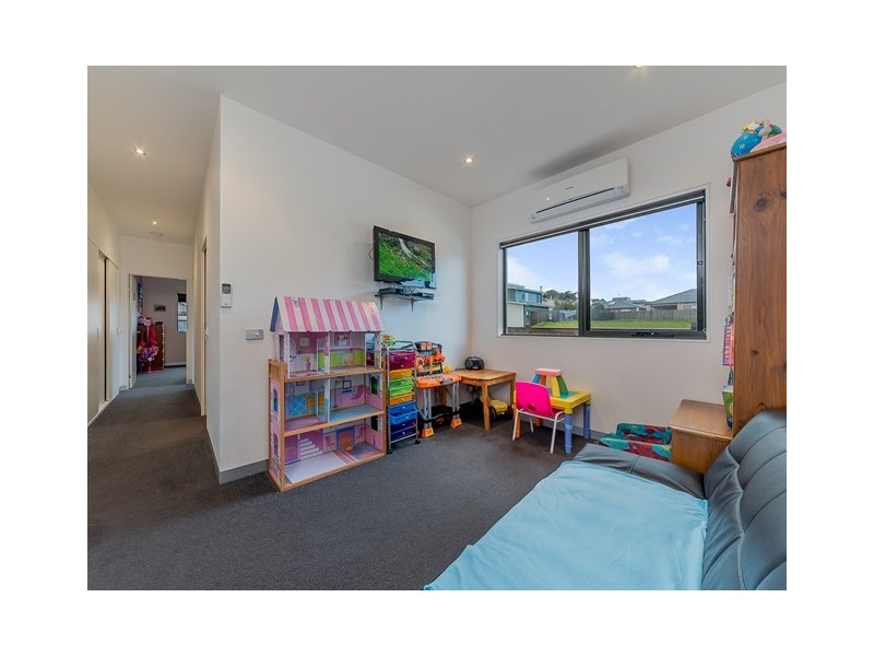 39 Seagrove Way, Cowes VIC 3922