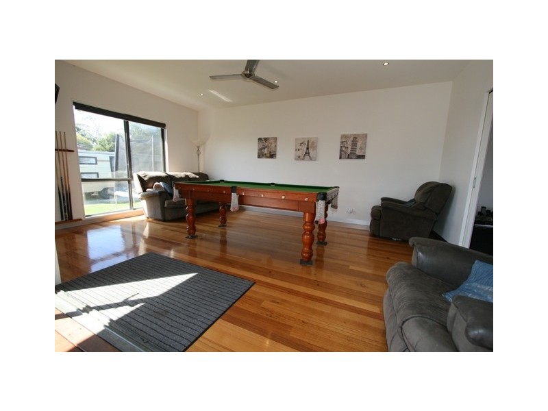 39 Seagrove Way, Cowes VIC 3922