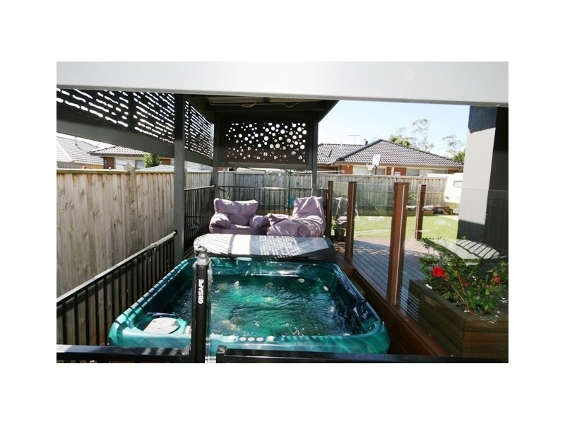 39 Seagrove Way, Cowes VIC 3922