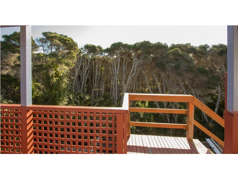 32 Beachcomber Avenue, Smiths Beach VIC 3922
