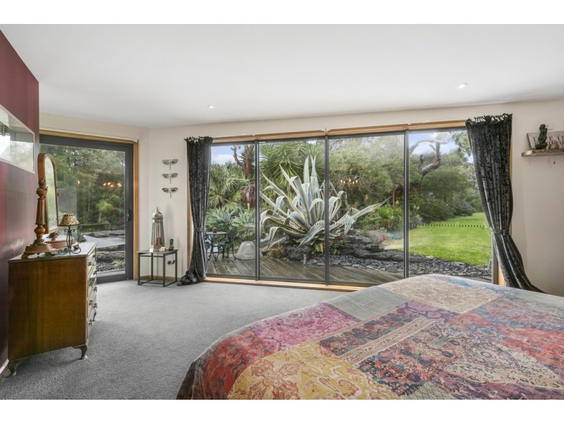 14 Honeyeater Drive, Silverleaves VIC 3922