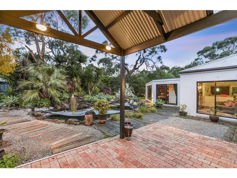 14 Honeyeater Drive, Silverleaves VIC 3922