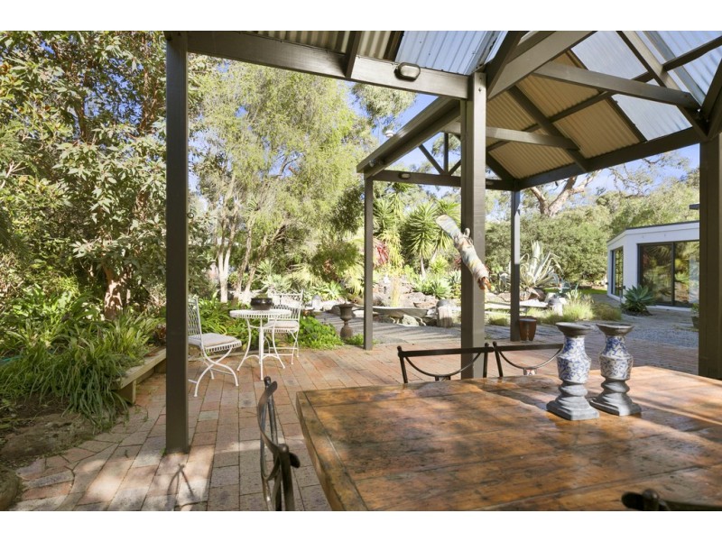 14 Honeyeater Drive, Silverleaves VIC 3922