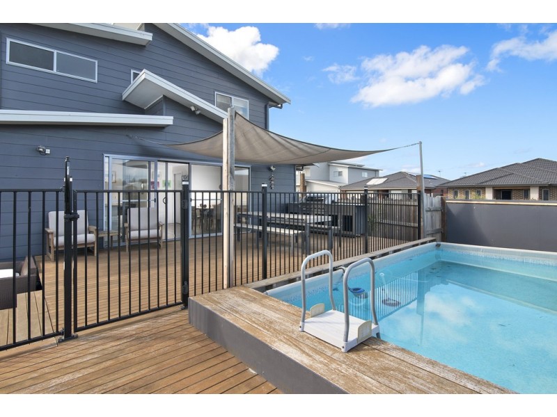 5 Seagrass Avenue, Cowes VIC 3922