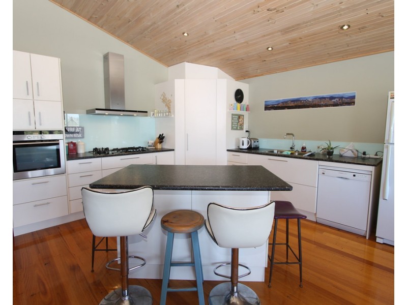 82 Ocean Reach, Cape Woolamai VIC 3925