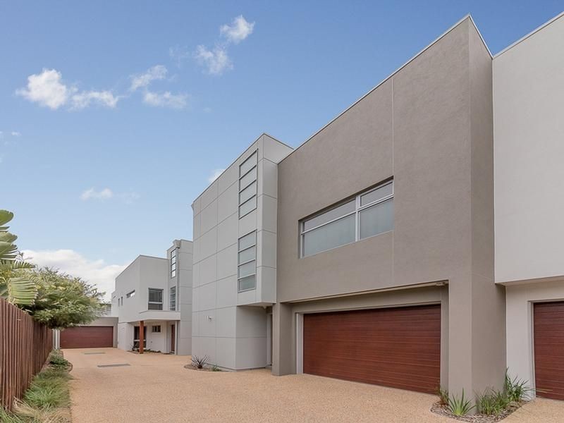 3/4 Osbourne Avenue, Cowes VIC 3922