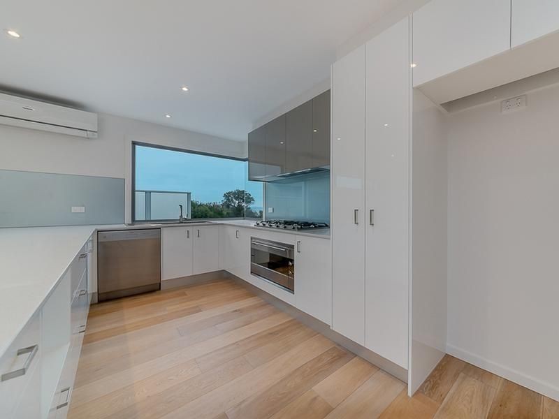 3/4 Osbourne Avenue, Cowes VIC 3922