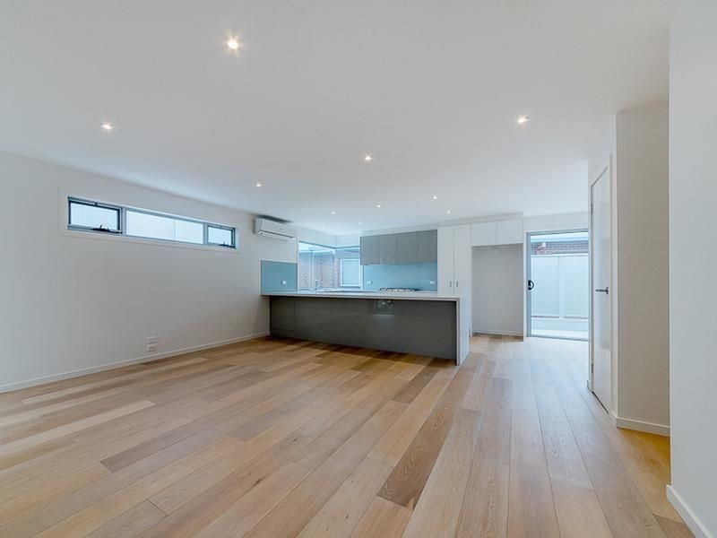 3/4 Osbourne Avenue, Cowes VIC 3922