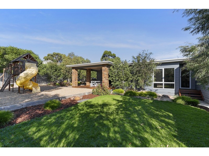 9 Spaven Court, Cowes VIC 3922