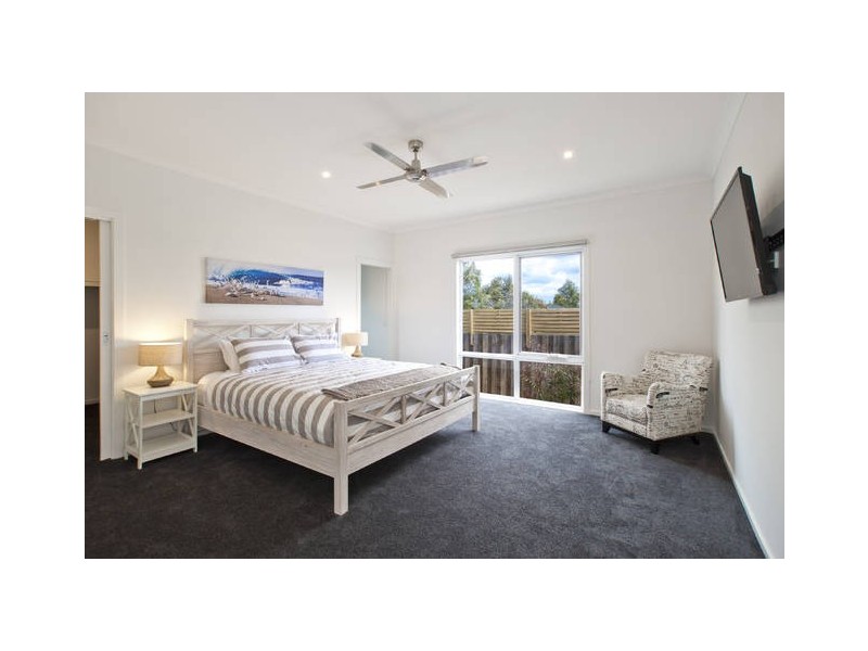 9 Spaven Court, Cowes VIC 3922