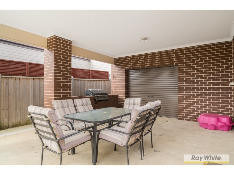 10 Boobook Grove, Cowes VIC 3922