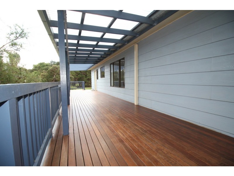 36 Dolphin Drive, Smiths Beach VIC 3922