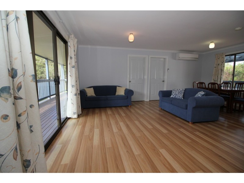 36 Dolphin Drive, Smiths Beach VIC 3922