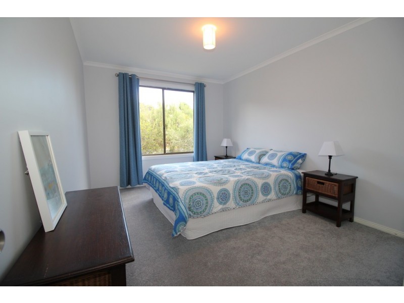 36 Dolphin Drive, Smiths Beach VIC 3922