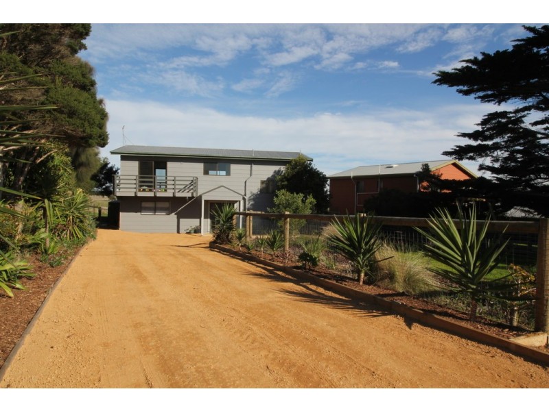 32 Lymington Avenue, Ventnor VIC 3922