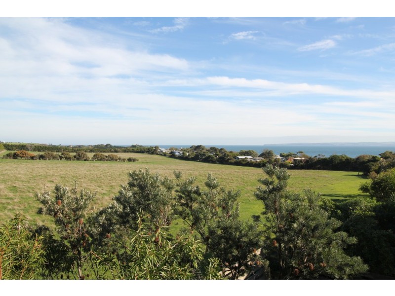 32 Lymington Avenue, Ventnor VIC 3922