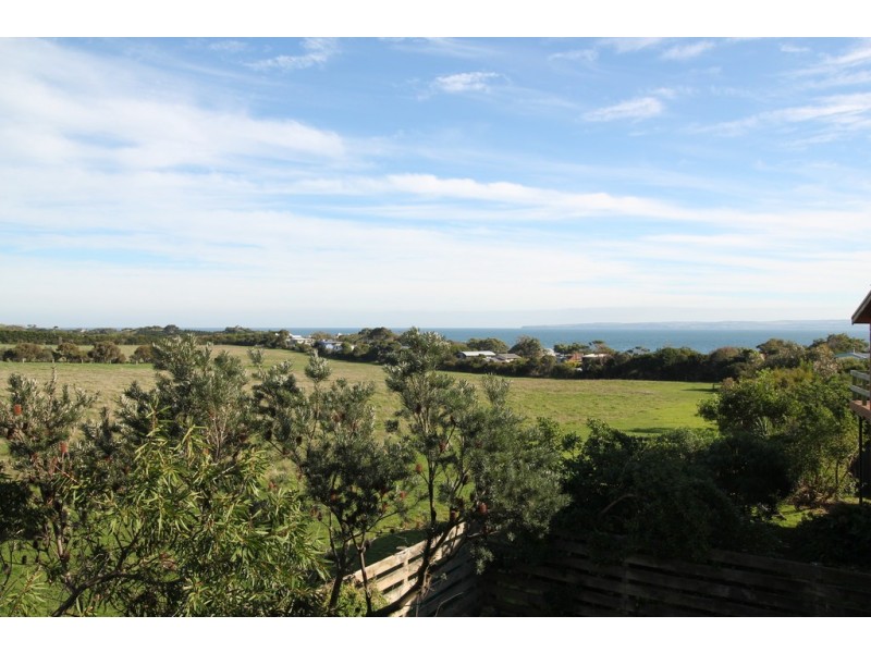 32 Lymington Avenue, Ventnor VIC 3922