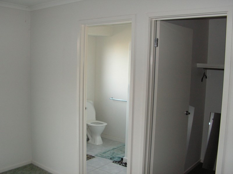 16 Genista Street, San Remo VIC 3925