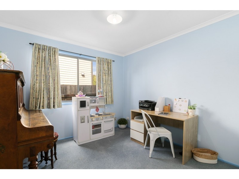 21 Parrakoola Way, Cowes VIC 3922