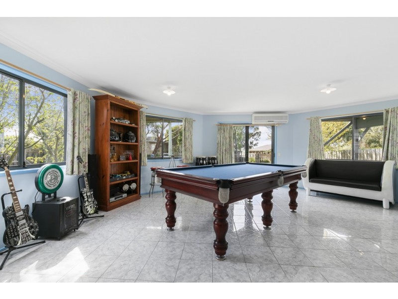 21 Parrakoola Way, Cowes VIC 3922