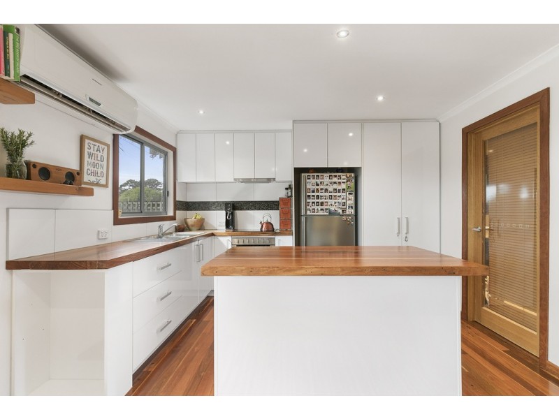 19 Alvina Crescent, Surf Beach VIC 3922