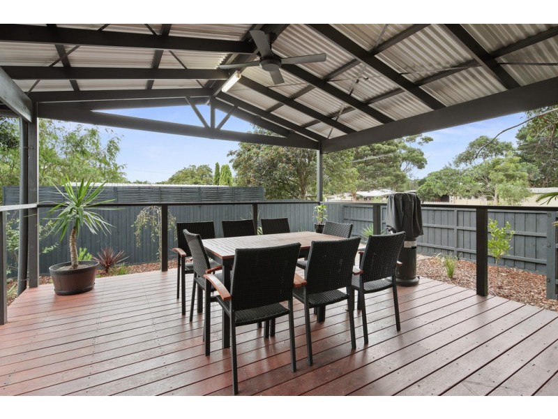 50 Churchill Drive, Cowes VIC 3922