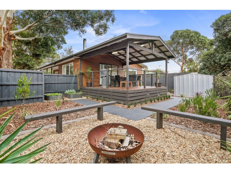 50 Churchill Drive, Cowes VIC 3922