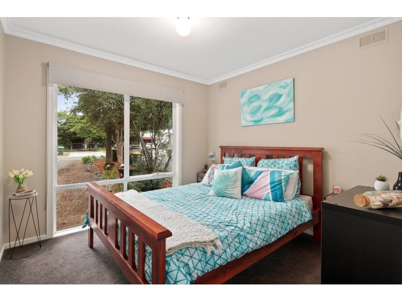 50 Churchill Drive, Cowes VIC 3922