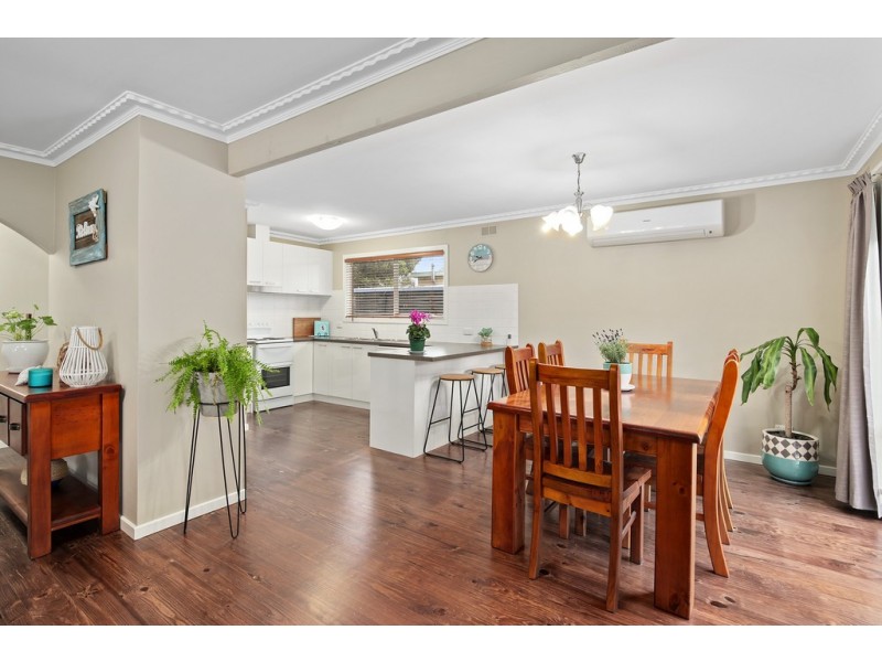50 Churchill Drive, Cowes VIC 3922