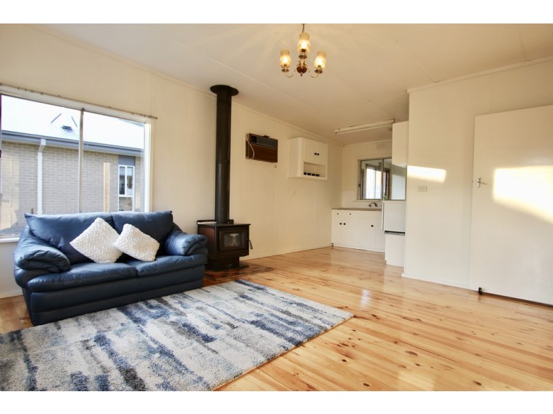 35 Monash Avenue, Cowes VIC 3922