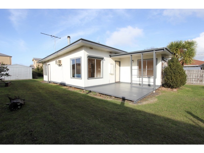 35 Monash Avenue, Cowes VIC 3922