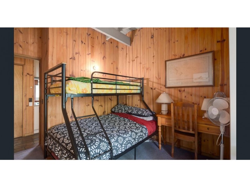 50 Justice Road, Cowes VIC 3922