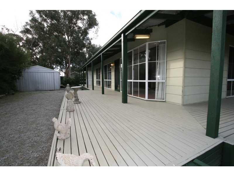 4 Outlook Drive, Cowes VIC 3922