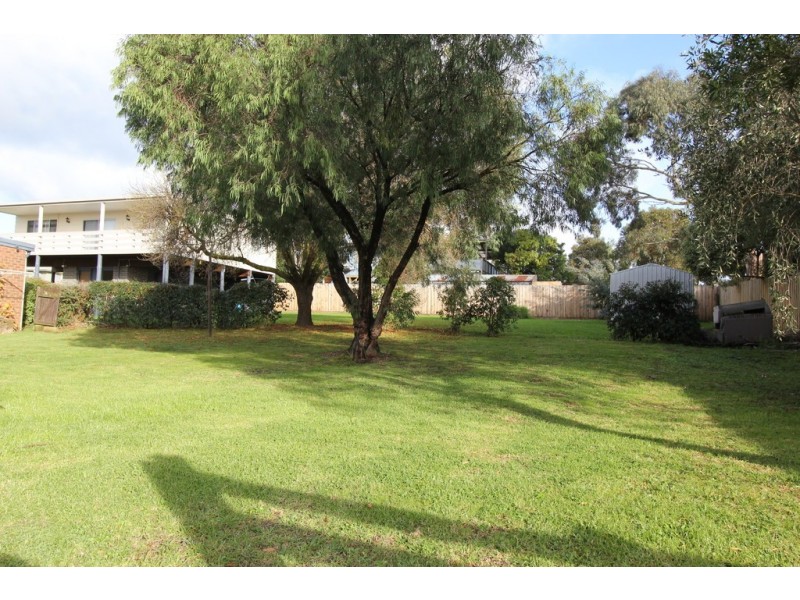 2 / 380 Settlement Road, Cowes VIC 3922
