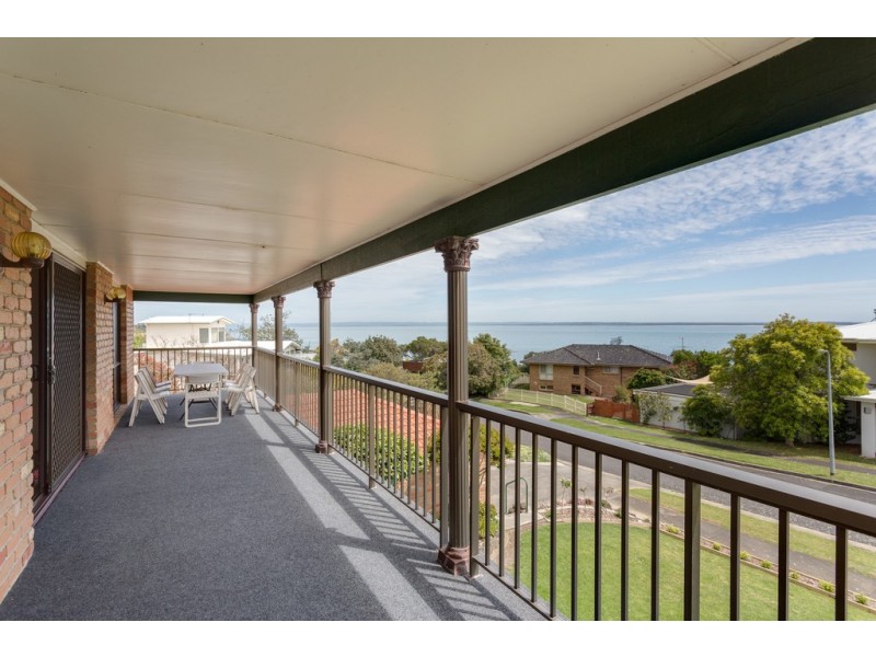 6 Walpole Street, Cowes VIC 3922