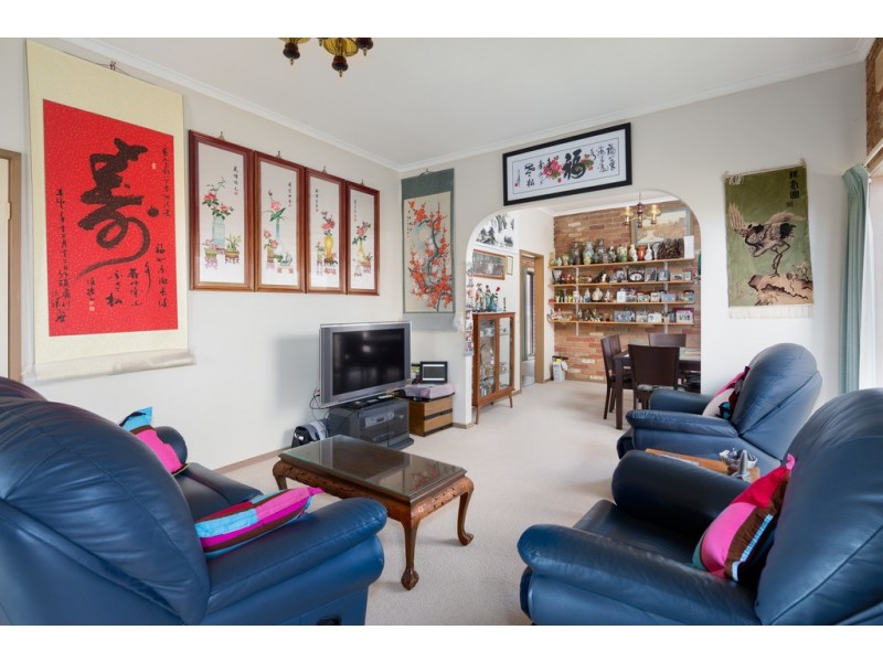 6 Walpole Street, Cowes VIC 3922