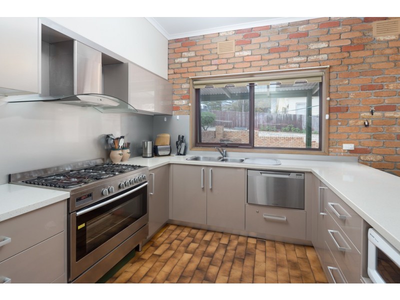 6 Walpole Street, Cowes VIC 3922