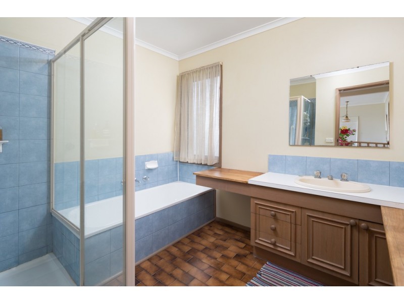 6 Walpole Street, Cowes VIC 3922