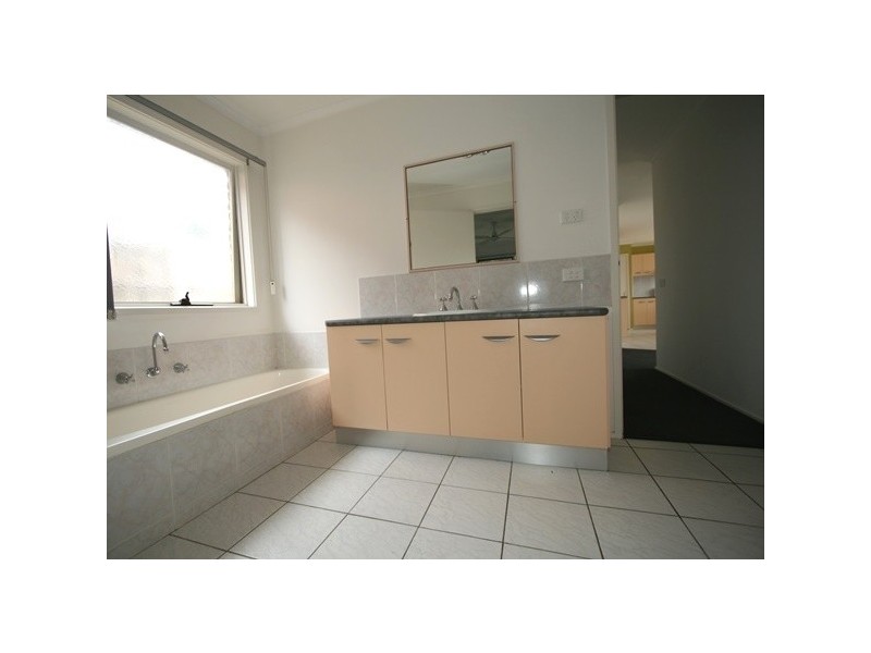 16 Manna Gum Drive, Cowes VIC 3922